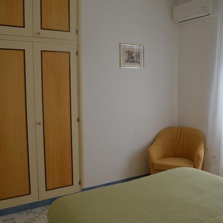 Casa Elena Appartement Maiori Kamer foto